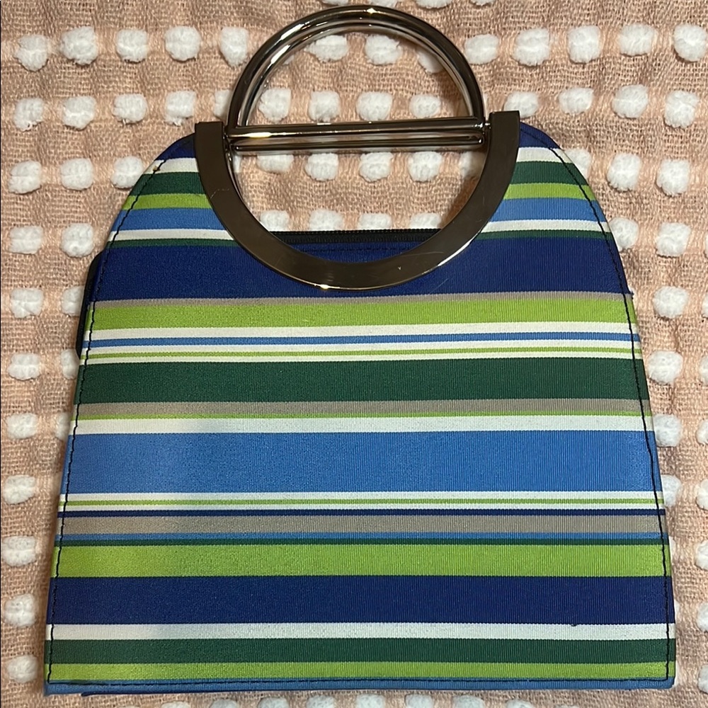 KATE SPADE~ Sporty Purse - Picture 3 of 16